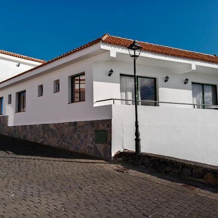 La Palma Hostel By Pension Central フエンカリエンテ・デ・ラ・パルマ エクステリア 写真