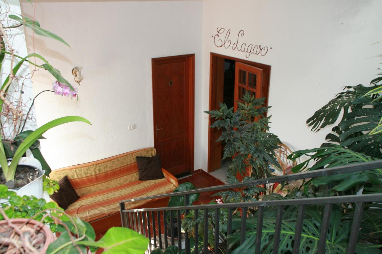 La Palma Hostel By Pension Central フエンカリエンテ・デ・ラ・パルマ エクステリア 写真