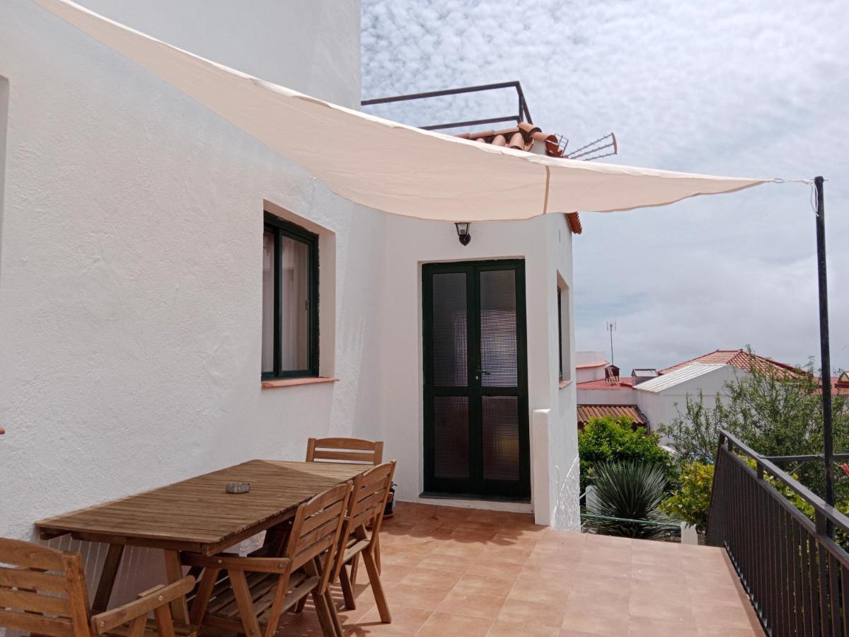 La Palma Hostel By Pension Central フエンカリエンテ・デ・ラ・パルマ エクステリア 写真