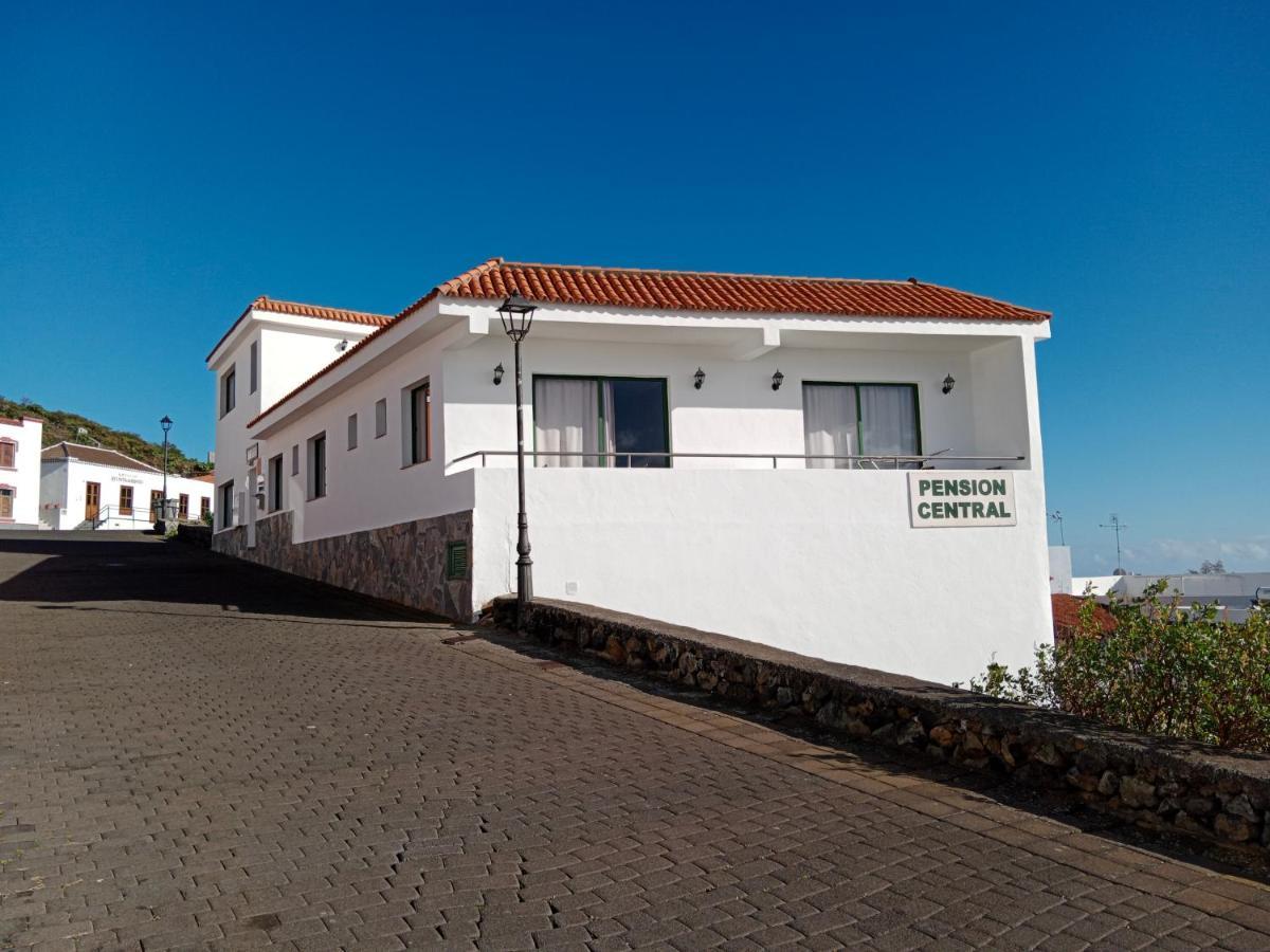 La Palma Hostel By Pension Central フエンカリエンテ・デ・ラ・パルマ エクステリア 写真