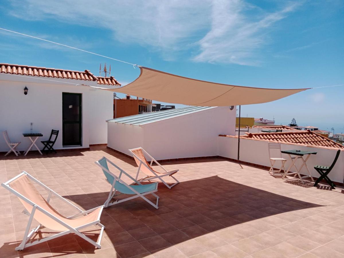 La Palma Hostel By Pension Central フエンカリエンテ・デ・ラ・パルマ エクステリア 写真